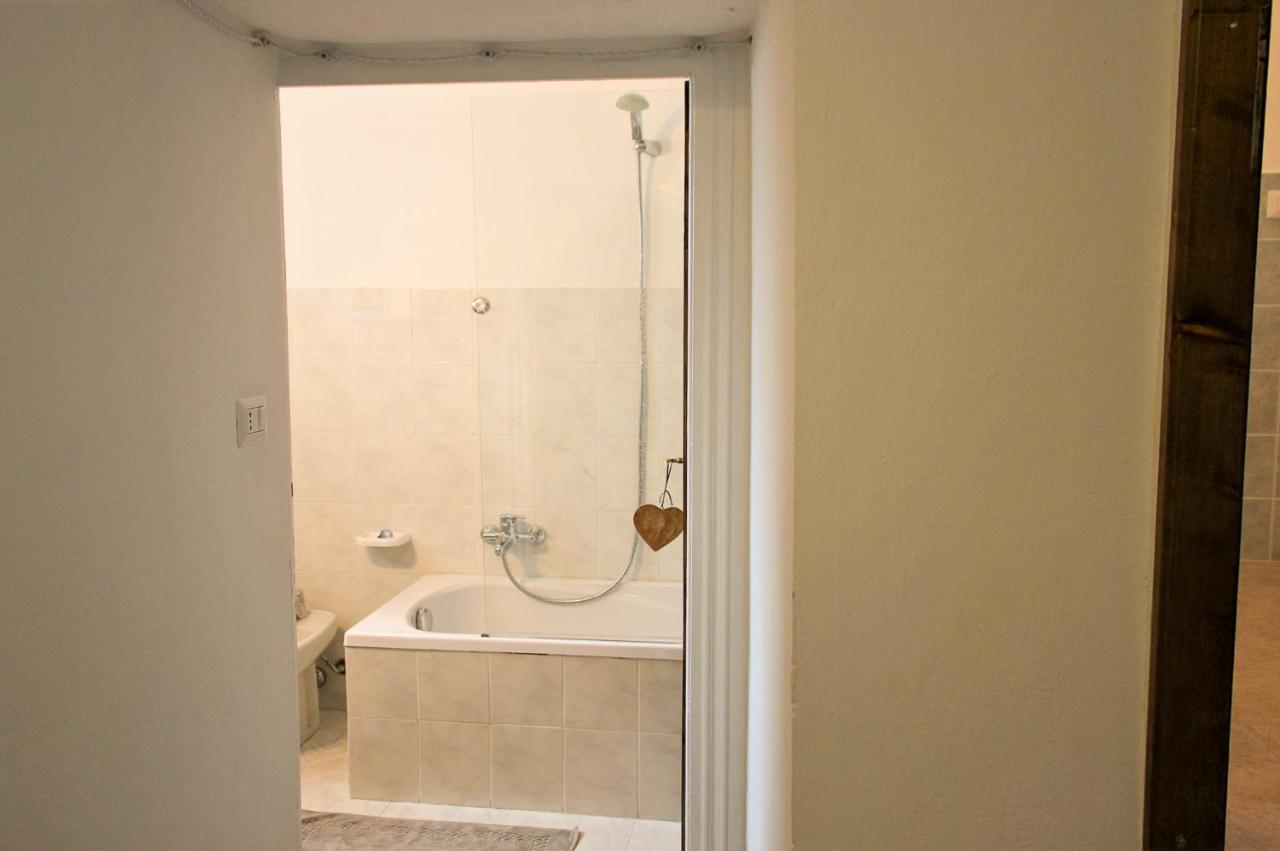 Tre Terre Ferienwohnung Pianello Del Lario ภายนอก รูปภาพ