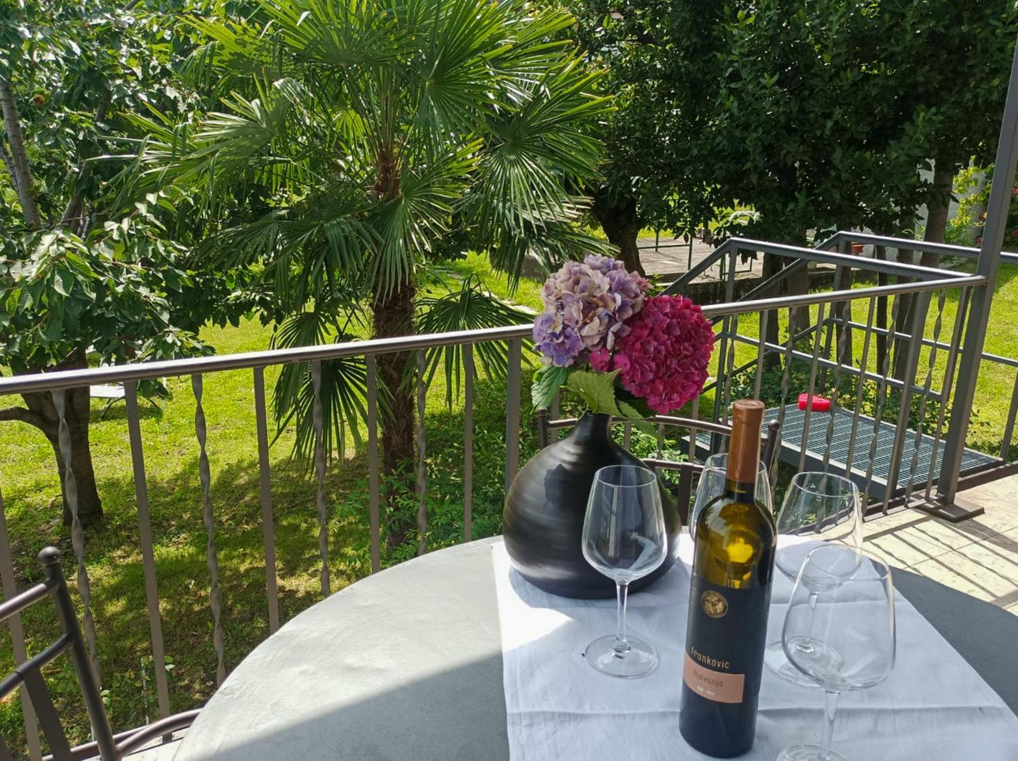 Tre Terre Ferienwohnung Pianello Del Lario ภายนอก รูปภาพ